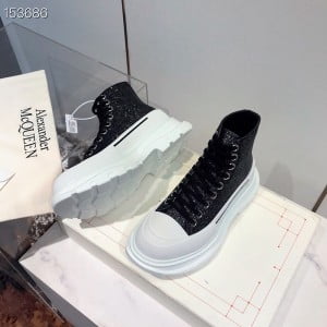Alexander McQueen Tread Slick Hi-Top Sneakers Fall/Winter 2020 Collection - Image 7