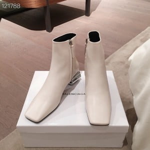 Balenciaga BB Logo Heel Ankle Boots Calfskin Leather Fall/Winter 2020 Collection - Image 4