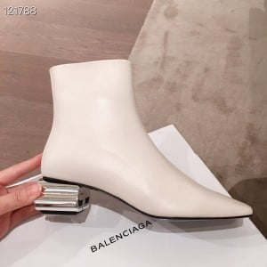 Balenciaga BB Logo Heel Ankle Boots Calfskin Leather Fall/Winter 2020 Collection - Image 6