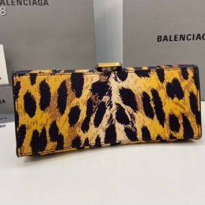 Balenciaga Hourglass Bag 24cm Calfskin Leather Aged Gold Hardware Fall/Winter 2020 Collection - Image 3