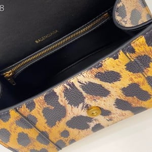 Balenciaga Hourglass Bag 24cm Calfskin Leather Aged Gold Hardware Fall/Winter 2020 Collection - Image 9