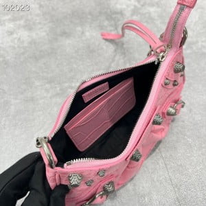 Balenciaga Le Cagole Mini Bag With Chain 20CM 92718 Croc Embossed Lambskin Leather Aged Silver Hardware Fall/Winter 2022 Collection - Image 7