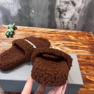 Balenciaga Logo Furry Slides Unisex Shoes Fall/Winter 2022 Collection - Image 3