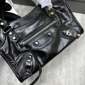 Balenciaga Logo Neo Classic Bag 23cm Calfskin Leather Spring/Summer 2022 Collection - Image 3