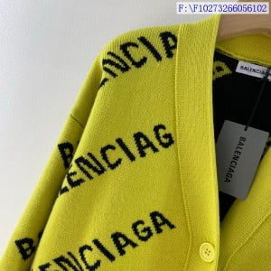 Balenciaga Logo Wool Sweater Jacket Fall/Winter 2021 Collection - Image 4