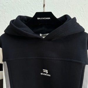Balenciaga Pullover Sweatshirt Spring/Summer 2022 Collection - Image 8