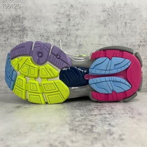 Balenciaga Runner Unisex Sneakers Mesh and Nylon Spring/Summer 2023 Collection - Image 6
