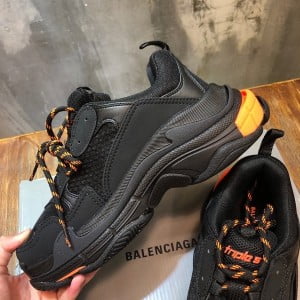 Balenciaga Triple S Sneakers Calfskin Leather Spring/Summer 2022 Collection - Image 4