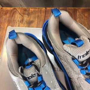Balenciaga Triple S Sneakers Calfskin Leather Spring/Summer 2022 Collection - Image 7