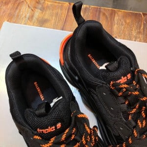 Balenciaga Triple S Sneakers Calfskin Leather Spring/Summer 2022 Collection - Image 8