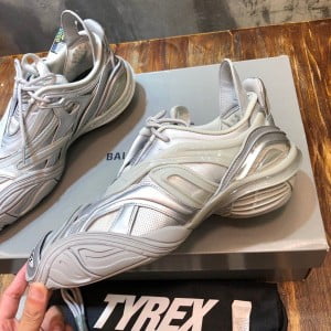 Balenciaga Tyrex Low Top Sneakers Calfskin Leather Spring/Summer 2020 Collection - Image 6