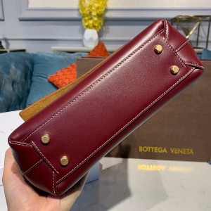 Bottega Veneta Arco Shoulder Bag 22cm Calfskin Leather 2020 Spring/Summer Collection - Image 7