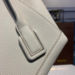 Bottega Veneta Arco Shoulder Bag 22cm Grained Calfskin Leather 2020 Spring/Summer Collection - Image 3