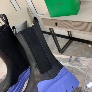 Bottega Veneta Chunky Sole Tire Boots Calfskin Leather Spring/Summer 2021 Collection - Image 8