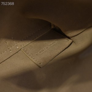 Bottega Veneta Cradle Bag 35cm 7582 Calfskin Leather Fall/Winter 2021 Collection - Image 8