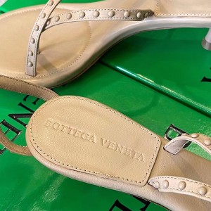 Bottega Veneta Dot Studded Sandals Calfskin Leather Fall/Winter 2021 Collection - Image 8