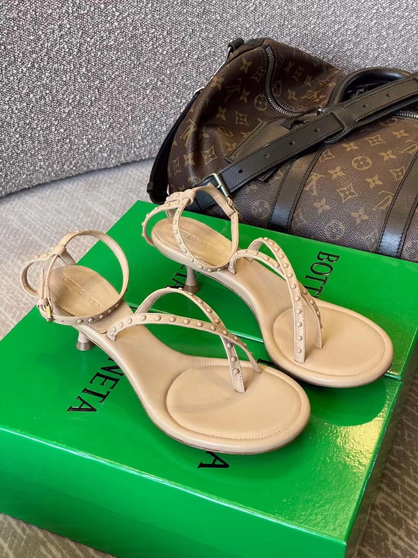 Bottega Veneta Dot Studded Sandals Calfskin Leather Fall/Winter 2021 Collection Size