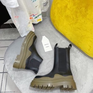 Bottega Veneta Flat Lug Triple-Sole Leather Boots Calfskin Leather Fall/Winter 2021 Collection - Image 6
