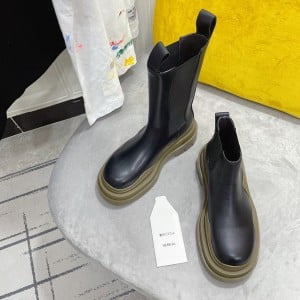 Bottega Veneta Flat Lug Triple-Sole Leather Boots Calfskin Leather Fall/Winter 2021 Collection - Image 9