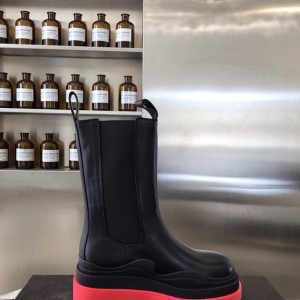 Bottega Veneta Flat Triple-Sole Leather Boots Calfskin Leather Fall/Winter 2020 Collection - Image 7