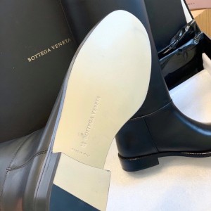 Bottega Veneta Knee High Equestrian Boots Calfskin Leather Fall/Winter 2020 Collection - Image 5
