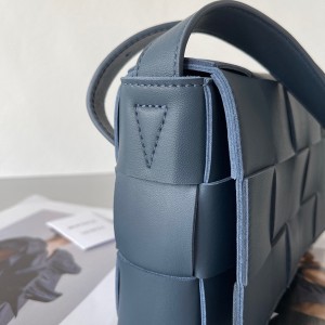 Bottega Veneta Mini Cassette Bag 24cm 578004 Lambskin Leather Silver Hardware Fall/Winter 2022 Collection - Image 3