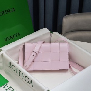 Bottega Veneta Mini Cassette Bag 24cm 578004 Lambskin Leather Spring/Summer 2022 Collection - Image 9