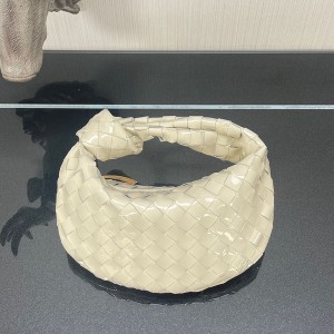 Bottega Veneta Mini Jodie Shoulder Bag 23cm 651876 Patent Calfskin Leather Spring/Summer 2022 Collection - Image 4