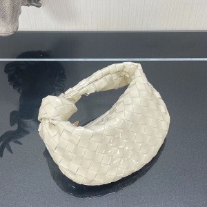 Bottega Veneta Mini Jodie Shoulder Bag 23cm 651876 Patent Calfskin Leather Spring/Summer 2022 Collection - Image 5