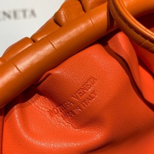 Bottega Veneta The Mini Pouch Shoulder Bag 22cm Crocodile Stamp Calfskin Leather 2020 Spring/Summer Collection - Image 8