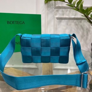 Bottega Veneta Webbing Cross Body Bag 26cm 8803 Polypropylene Spring/Summer 2022 Collection - Image 3