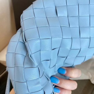 Bottega Veneta Woven The Mini Pouch Shoulder Bag 22cm Calfskin Leather Fall/Winter 2020 Collection - Image 9