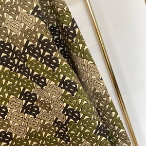 Burberry TB Logo Oversized Hoodie Fall/Winter 2020 Collection - Image 9