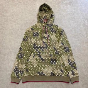 Burberry TB Logo Oversized Hoodie Fall/Winter 2020 Collection - Image 10