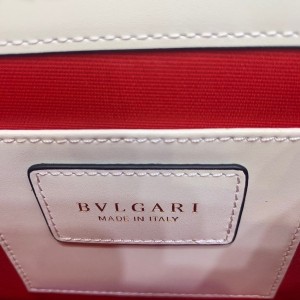 Bvlgari Serpenti Forever Small Crossbody Bag 20cm 34559 Calfskin Leather Fall/Winter 2022 Collection - Image 9