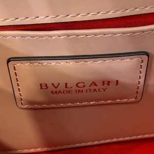 Bvlgari Serpenti Forever Small Crossbody Bag 22cm 39174 Calfskin Leather Fall/Winter 2022 Collection - Image 9