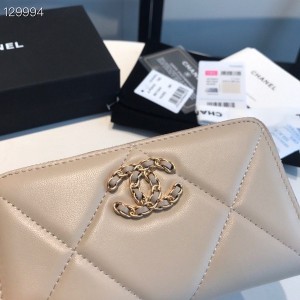 Chanel 19 Zippy Wallet 16cm Gold Hardware Goatskin Leather Fall/Winter 2020 Collection - Image 3