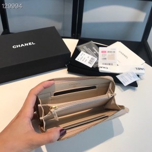 Chanel 19 Zippy Wallet 16cm Gold Hardware Goatskin Leather Fall/Winter 2020 Collection - Image 4