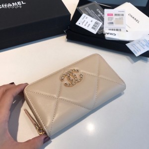 Chanel 19 Zippy Wallet 16cm Gold Hardware Goatskin Leather Fall/Winter 2020 Collection - Image 6