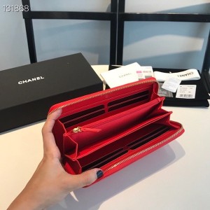 Chanel 19 Zippy Wallet Gold Hardware Lambskin Leather Fall/Winter 2020 Collection - Image 8