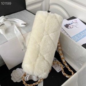 Chanel 2WAY Flap Bag 23cm AS3499 Shearling Fur Lambskin Leather Gold Hardware Fall/Winter 2022 Collection - Image 4
