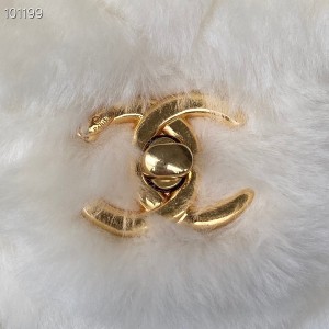 Chanel 2WAY Flap Bag 23cm AS3499 Shearling Fur Lambskin Leather Gold Hardware Fall/Winter 2022 Collection - Image 5