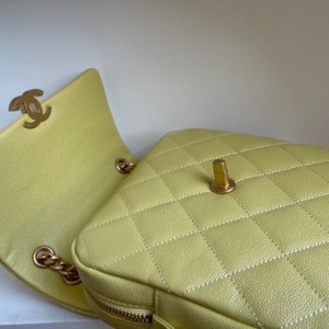 Chanel Backpack 20cm AS3108 Grained Calfskin Leather Gold Hardware Spring/Summer 2022 Collection - Image 7