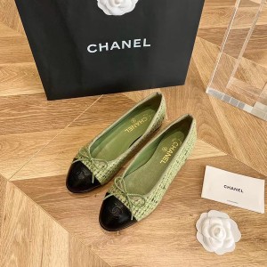 Chanel Ballerina Flats Tweed/Lambskin Leather Spring/Summer 2021 Collection - Image 3