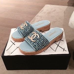 Chanel CC Cork Sandals Tweed/Calfskin Leather Spring/Summer 2020 Collection - Image 5