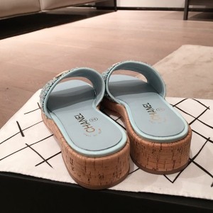 Chanel CC Cork Sandals Tweed/Calfskin Leather Spring/Summer 2020 Collection - Image 9