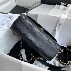 Chanel CC Wrapped Handle Bag 20cm AS2477 Lambskin Leather Gold Hardware Spring/Summer 2021 Collection - Image 6
