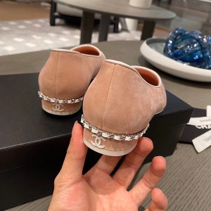 Chanel Chain Embellished Flats Suede/Calfskin Leather Fall/Winter 2021 Collection - Image 8