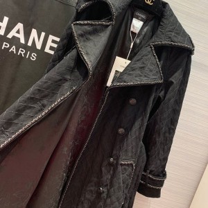 Chanel Chain Embroidered Double Breasted Trench Coat Fall/Winter 2020 Collection - Image 7