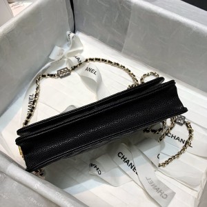 Chanel Charm WOC Bag 10cm AS81163 Gold Hardware Grained Calfskin Leather Spring/Summer 2022 Collection - Image 4